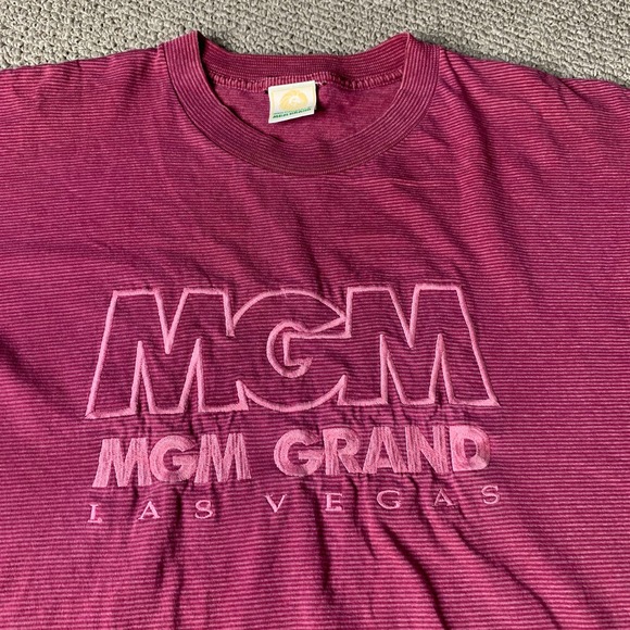 MCM Grand Las Vegas Mens T Shirt Size Large Purple Striped Short Sleeve Pullover - Picture 2 of 11